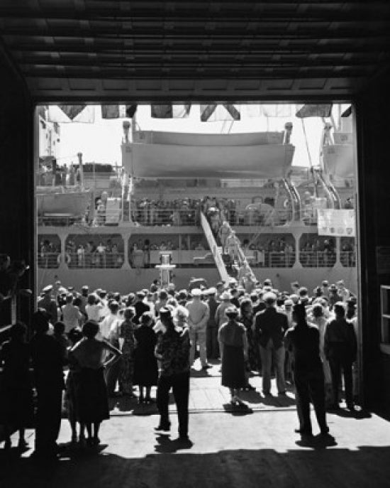 Crowd welcoming troops home from the Korean War poster print