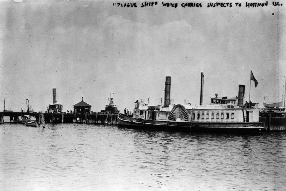 Hoffman Island Plague Ship Photograph - Vintage Print by Granger Collection
