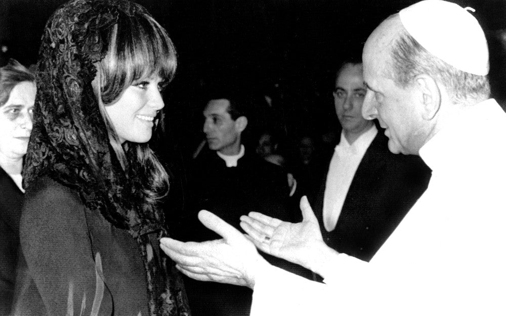 Claudia Cardinale Meets Pope Paul VI at The Vatican Poster Print