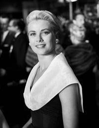 Grace Kelly in Black Top and White Schal Photo Print
