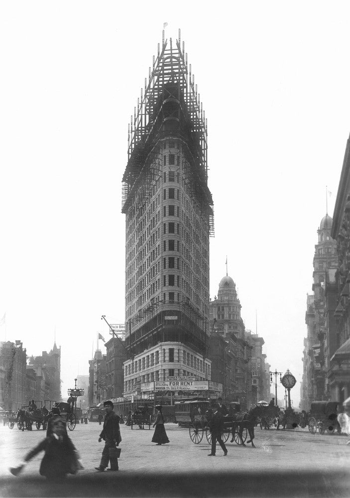 Flatiron Building Under Construction in 1902 Poster Print by Granger Collection