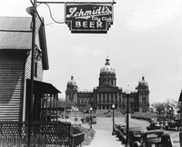 Iowa: Des Moines, 1940 – Historic Photograph of the State Capitol by John Vachon