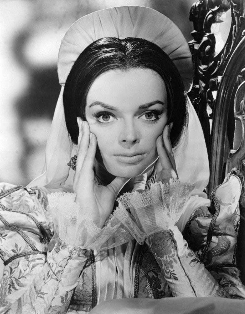 The Pit And The Pendulum 1961 Photo Print - Barbara Steele