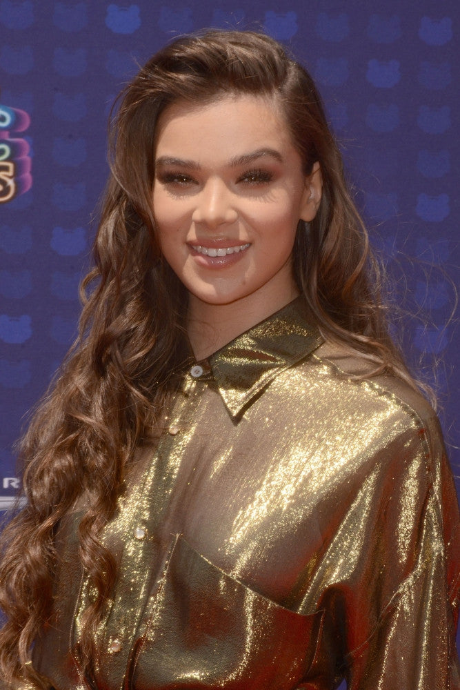 Hailee Steinfeld Radio Disney Music Awards Arrival Photo Print