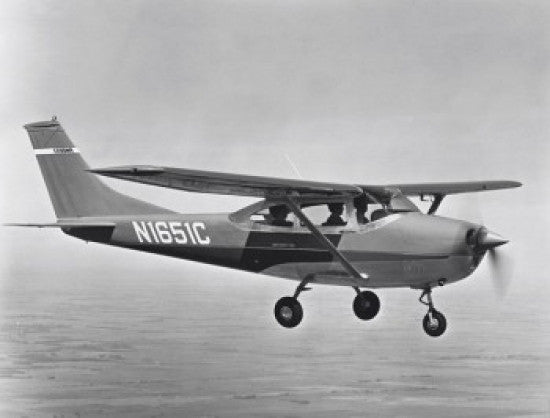 1969 Cessna 182 Skylane Aircraft Poster Print - Side Profile