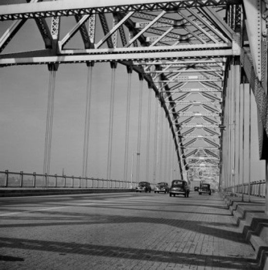 Arrigoni Bridge Fine Art Print – Connecticut Landscape