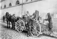 WWI Field Kitchen Photograph - German Field Kitchen at Compiègne, France, 1914 | Granger Collection