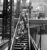 Nyc: Penn Station 1942 Photograph by Marjory Collins | Granger Collection
