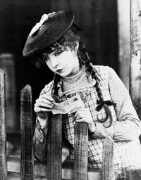 True Heart Susie Photo Print (1919) - Lillian Gish | Posterazzi