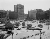 Cleveland's Public Square with Soldiers and Sailors Monument Fine Art Print
