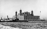 Ellis Island, 1918 Fine Art Print by Science Source