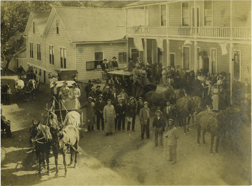 Spider's Stagecoach in Calistoga, California - Fine Art Print