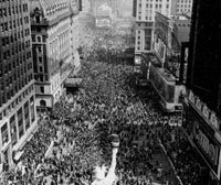 VJ Day Statue of Liberty Replica Poster Print - Times Square, NYC