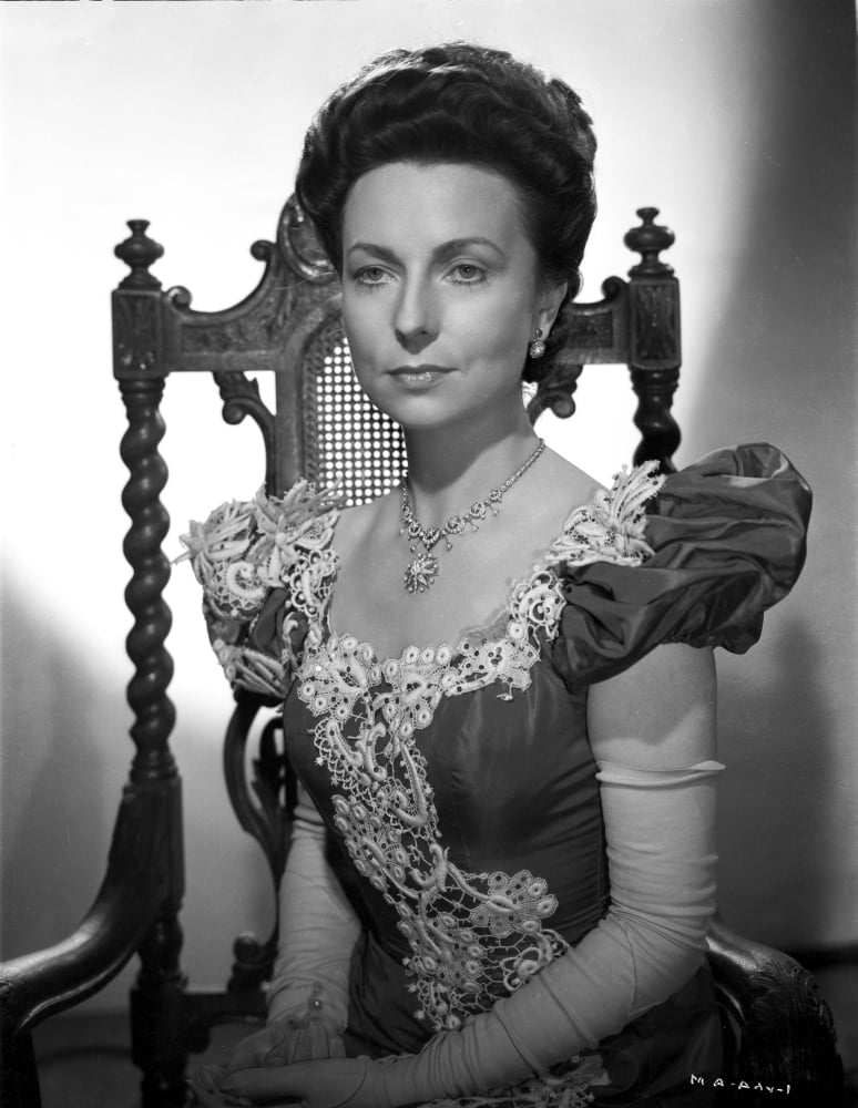Agnes Moorehead portrait photo print in embroidered dress