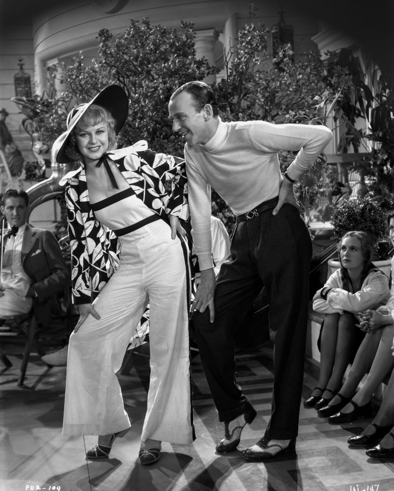 Black and white portrait photo print of Fred Astaire and Ginger Rogers.