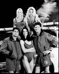 Baywatch group black and white photo print showing iconic cast members