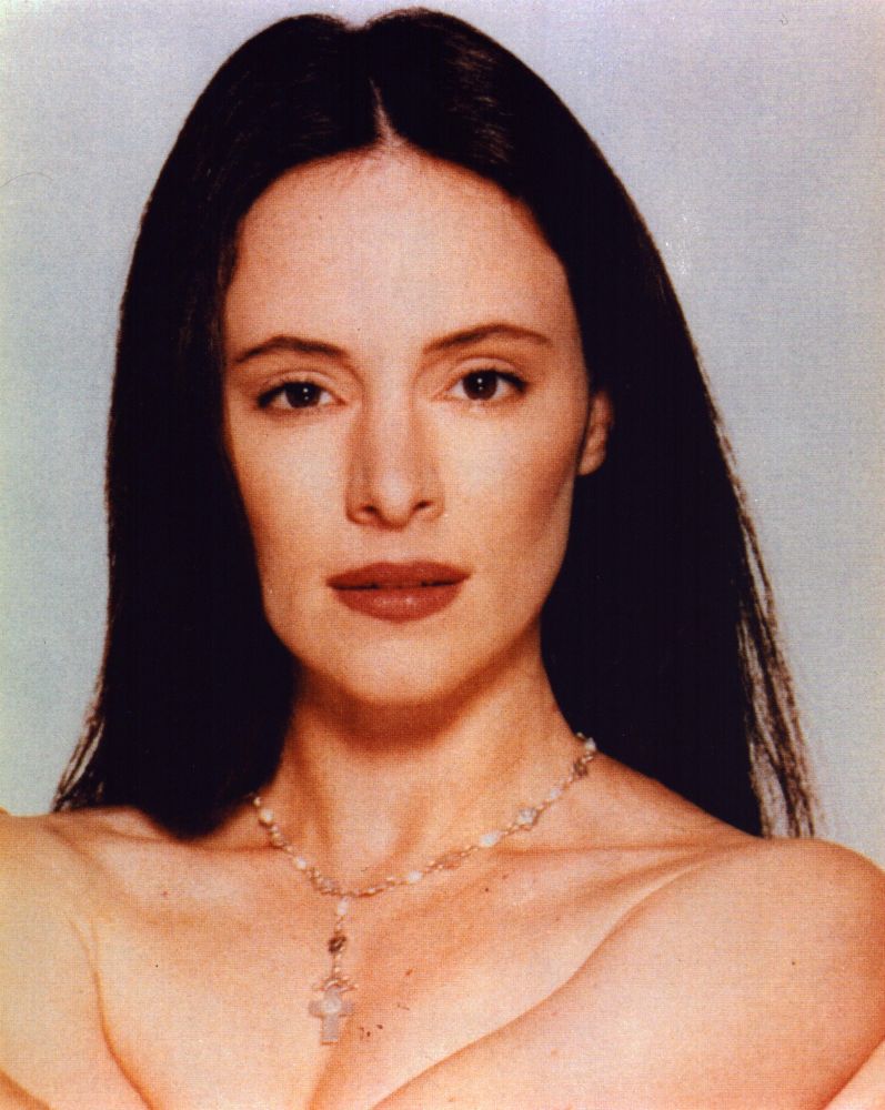Madeleine Stowe topless head shot photo print