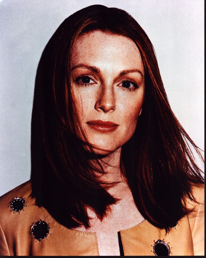 Julianne Moore photo print in tan leather jacket with circle patches