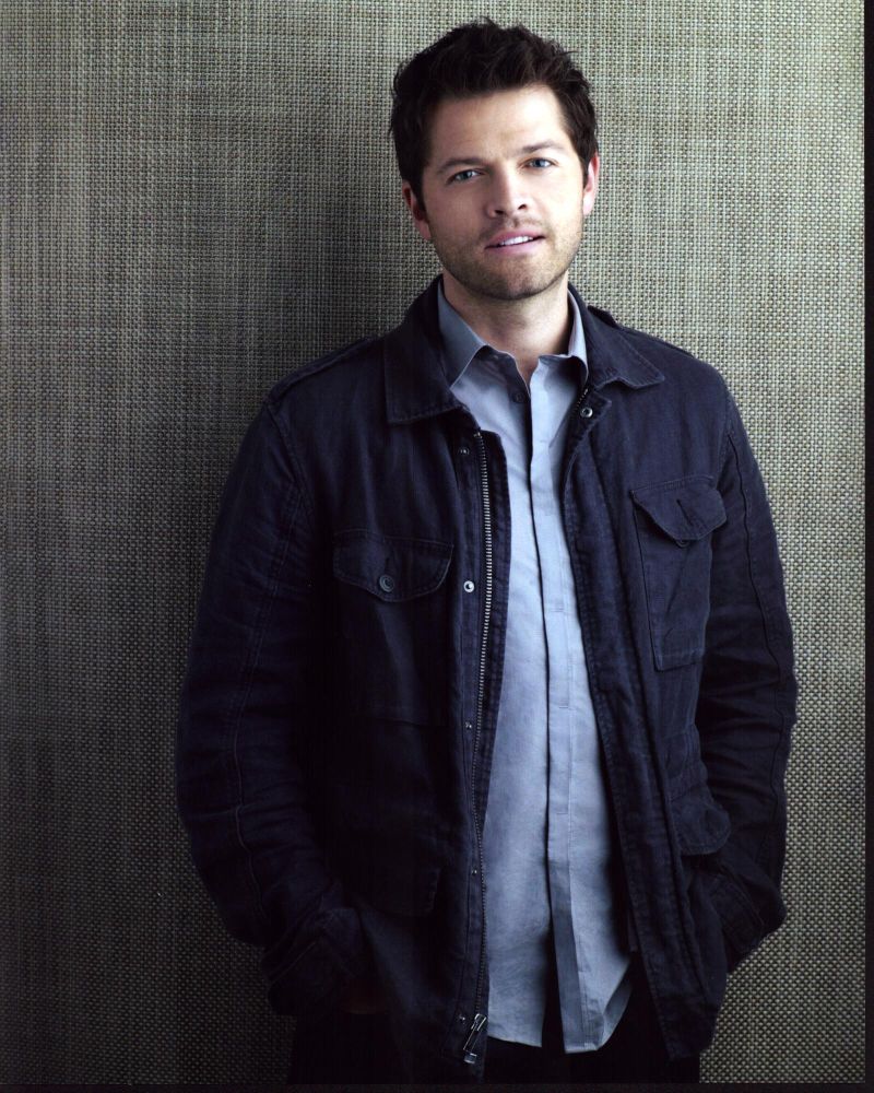 Misha Collins in cargo jacket photo print, stylish and charismatic.