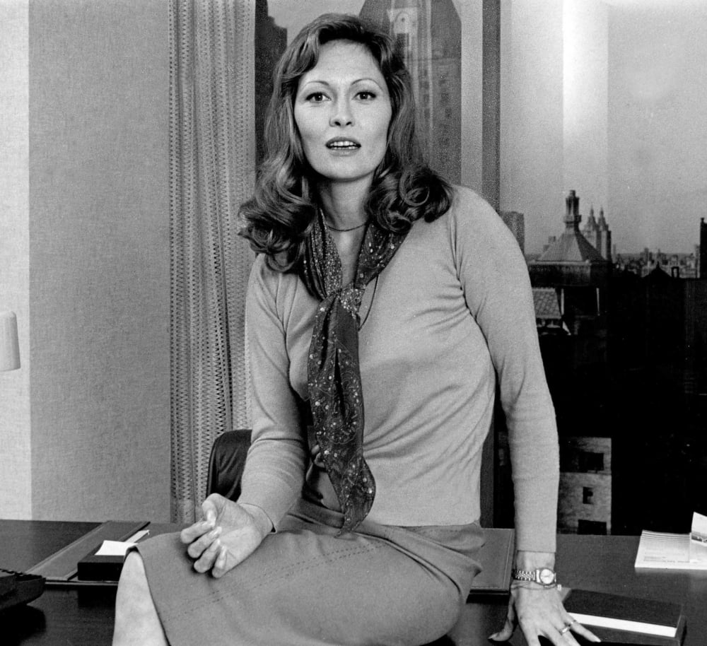 Faye Dunaway Network photo print showcasing classic film icon.