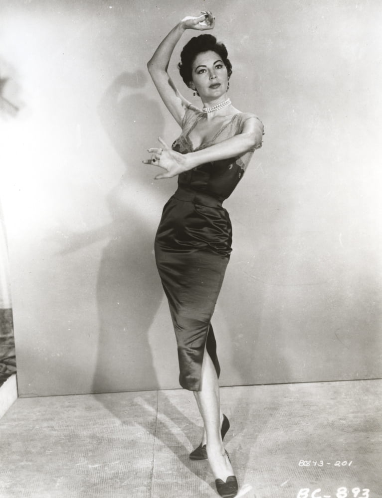 Ava Gardner portrait photo print capturing classic Hollywood glamour.