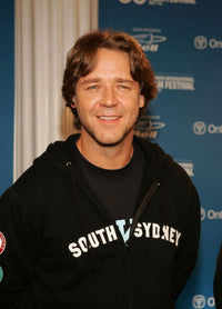Russell Crowe Good Year Press Conference Poster Print