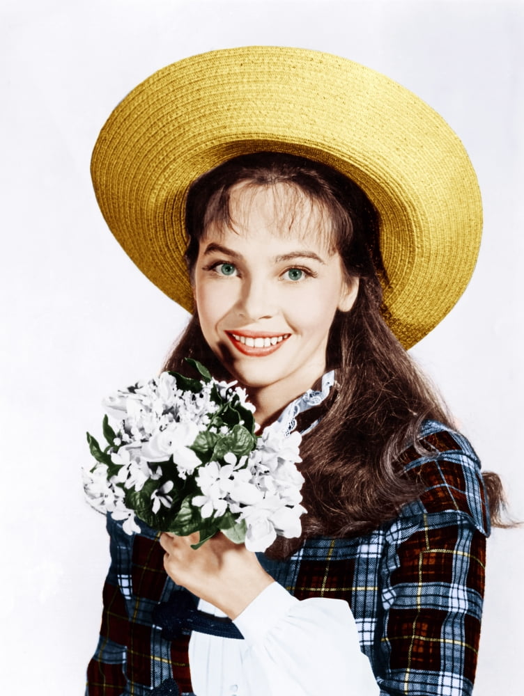 Gigi Leslie Caron 1958 Photo Print - Classic Cinema Art