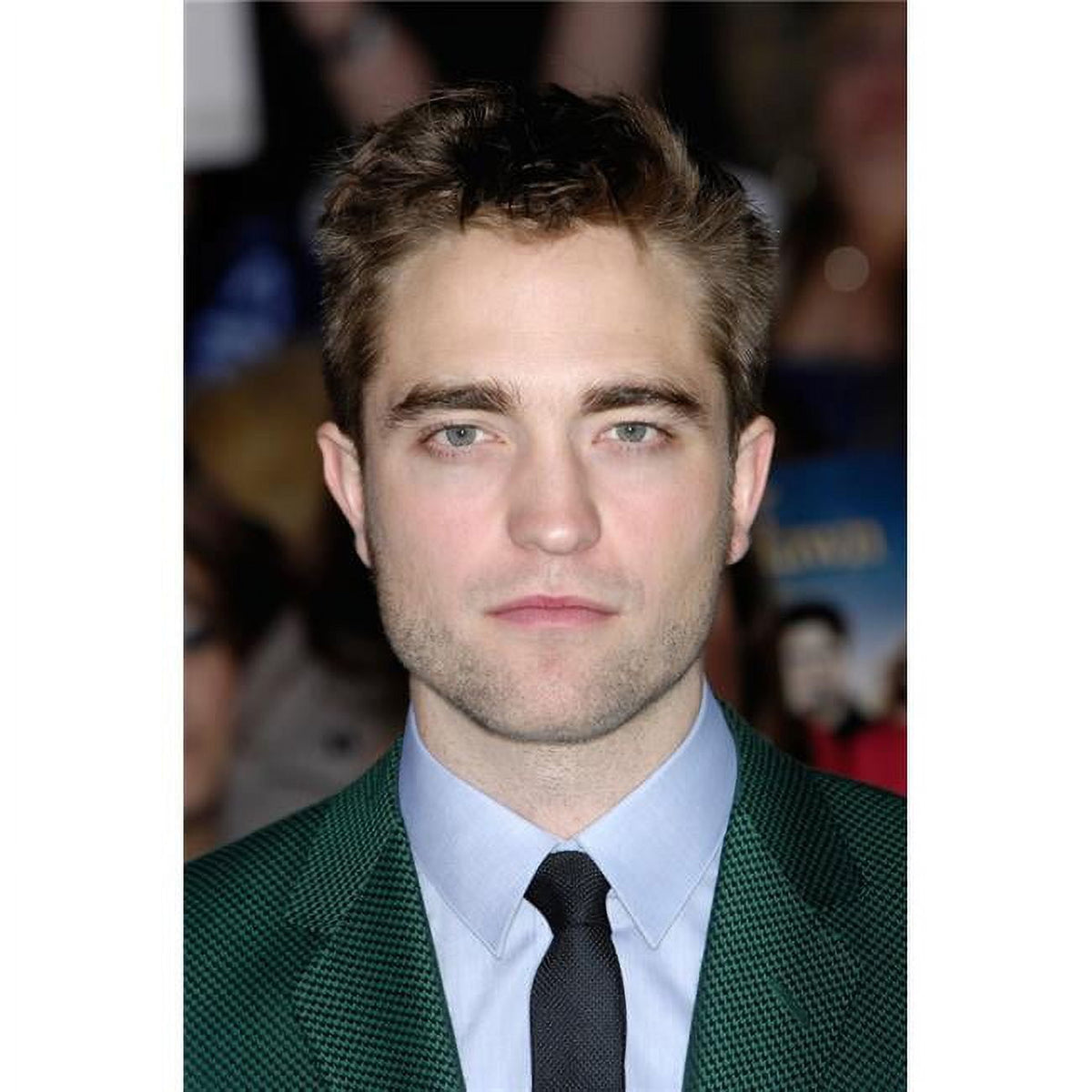 Robert Pattinson at Twilight Saga Breaking Dawn - Part 2 Premiere Photo Print