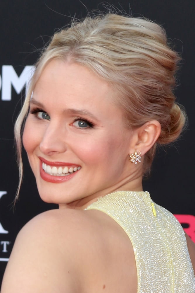 Kristen Bell at Bad Moms Premiere Poster Print by Priscilla Grant