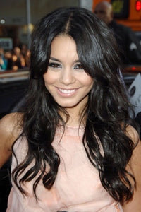 Vanessa Hudgens at the premiere of 17 Again at Grauman's Chinese Theatre