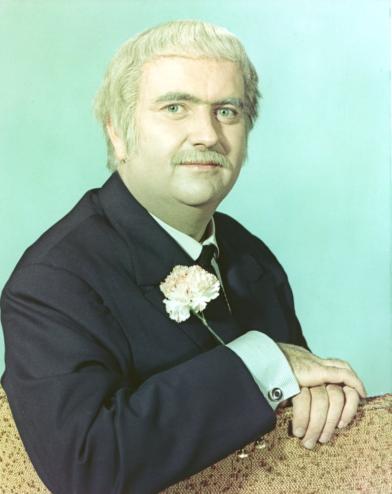 Close-up portrait photo print of Captain Kangaroo.