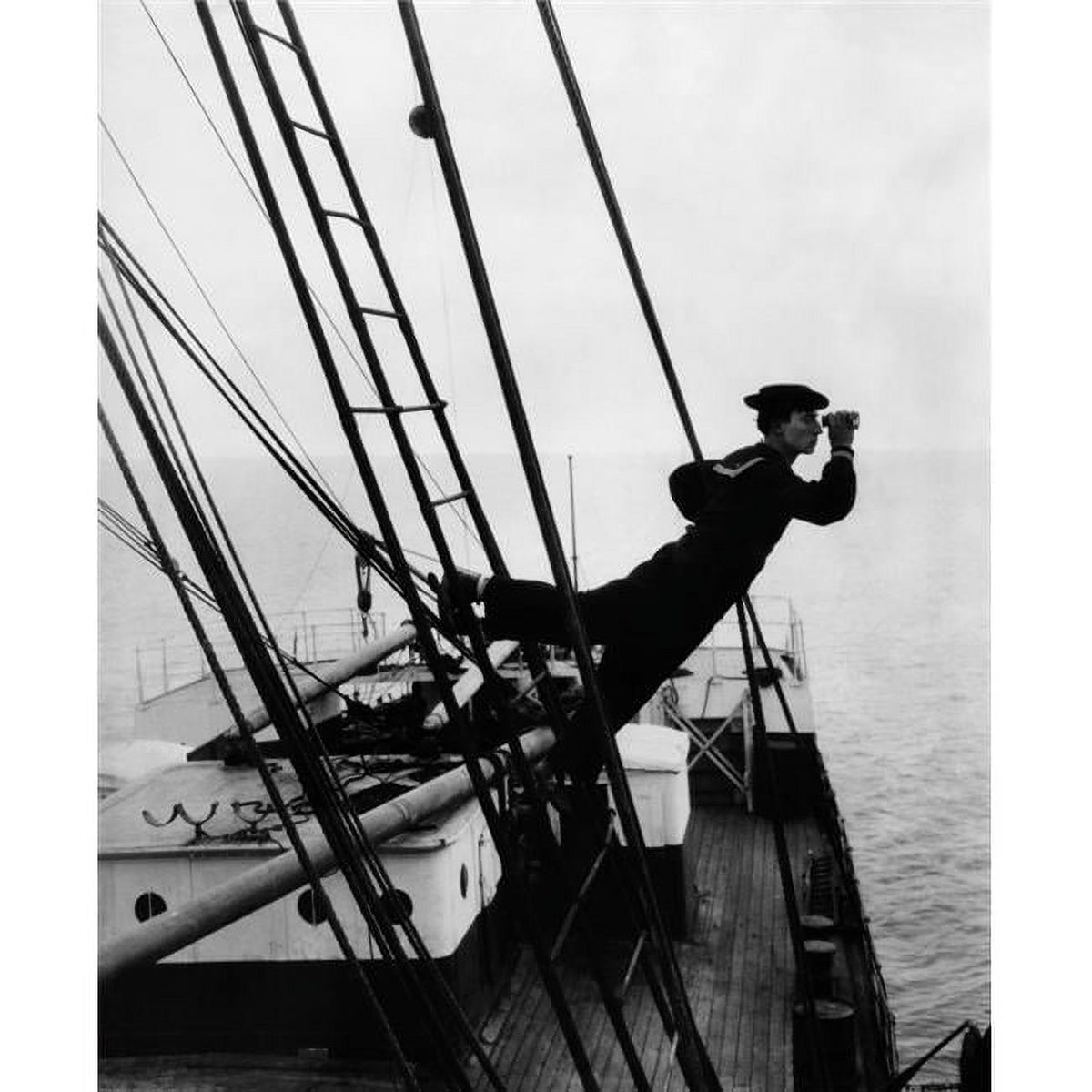 The Navigator photo print featuring Buster Keaton from the 1924 classic film.