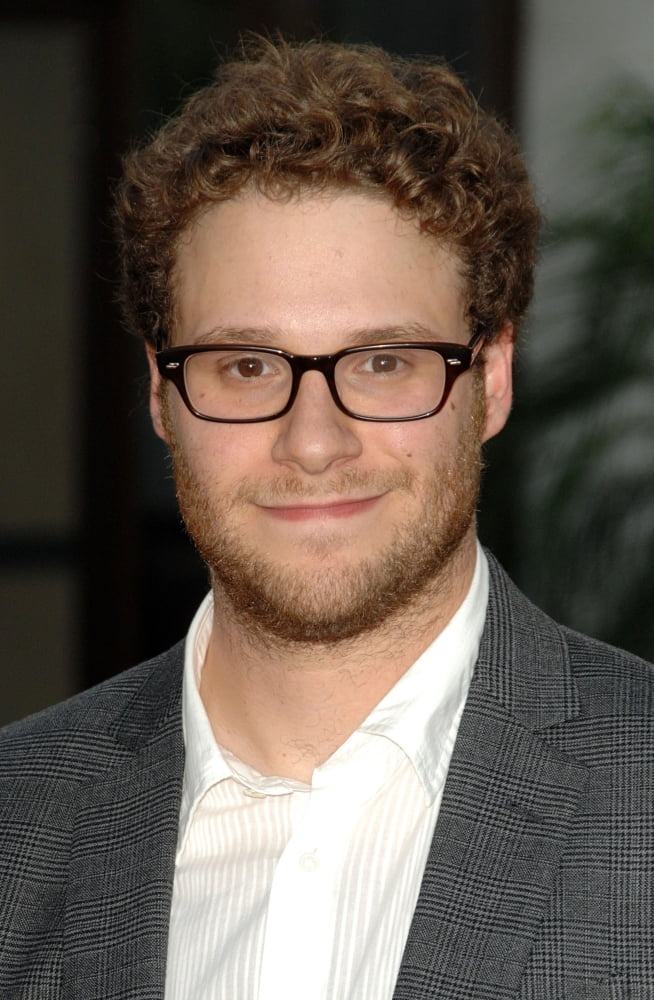 Seth Rogen at the arrivals for the Funny People premiere - Photo Print