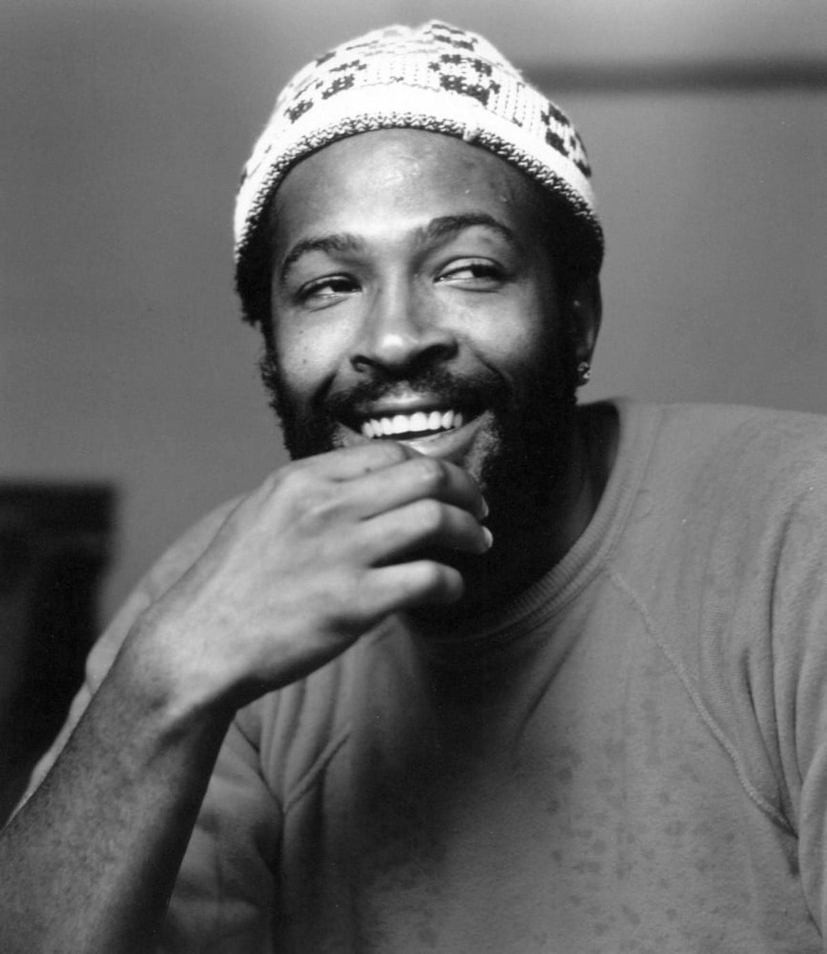 Marvin Gaye smiling wearing a hat photo print