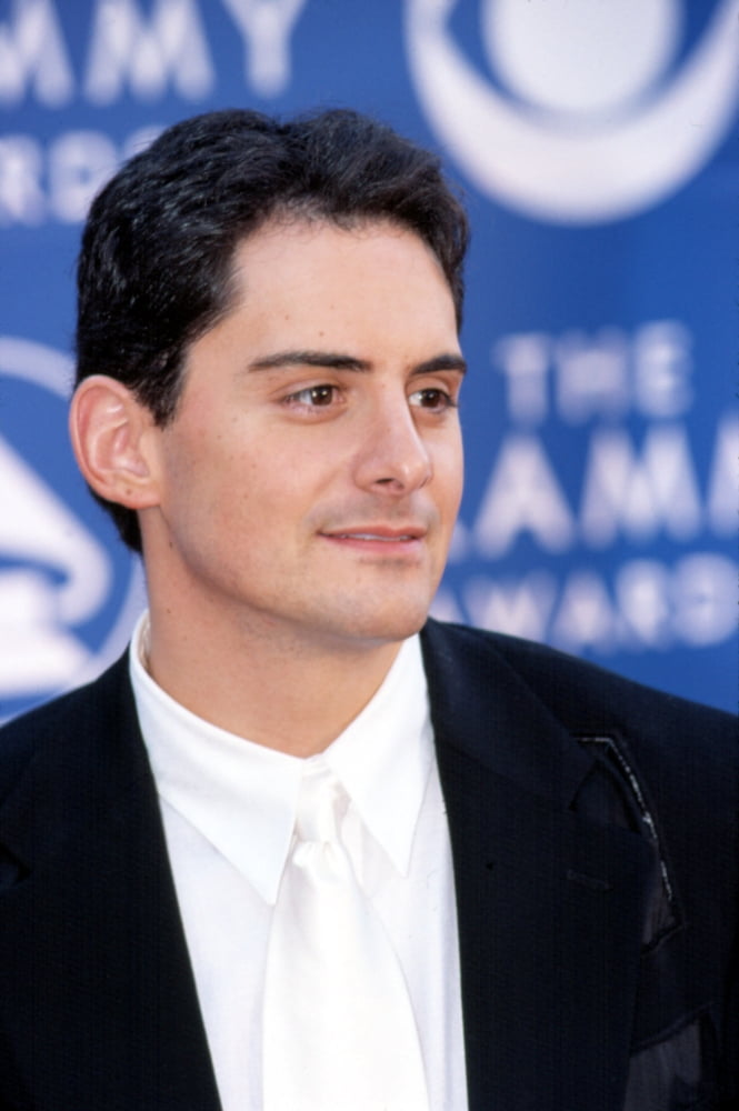 Brad Paisley at the 2002 Grammy Awards poster print by Robert Hepler.