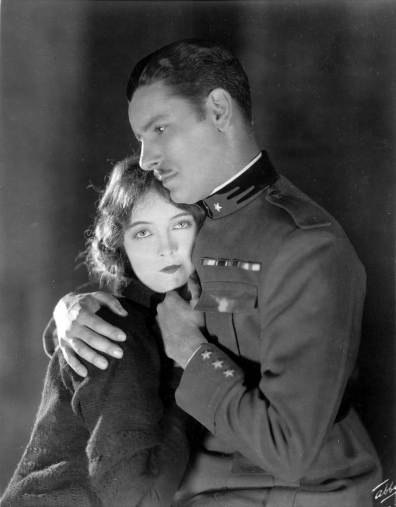 Lillian Gish classic publicity still photo print.